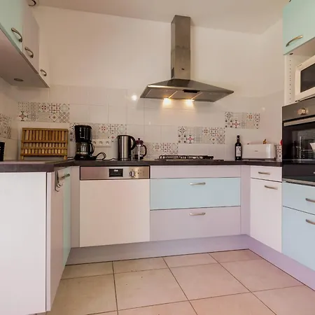 Maison Neuve Au Calme Avec Jardin Clos, Proche Plage, Port Et Equipements Familiaux - Fr-1-306-1274